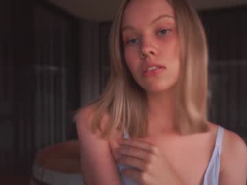latina cam girl bibi_it_is image #2368972