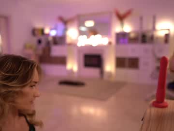 latina cam girl hannahjames710 image #3069318