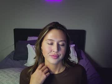 latina cam girl lunaaluvv image #4699445