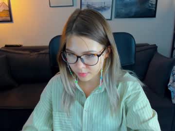 latina cam girl lisa_roses image #2214871