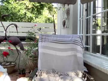 latina cam girl gl1tter_barbie image #743974