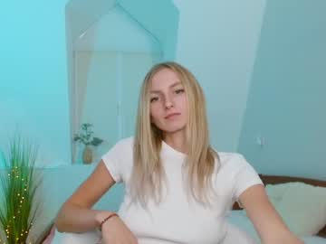 latina cam girl kittyca1_love image #3461283