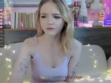 latina cam girl ginger_pie image #2266708