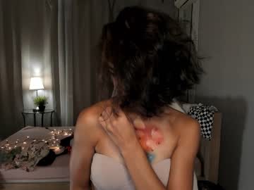 latina cam girl ella_flare image #1712000