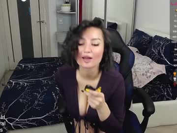 latina cam girl l_o_u_i_s_e______ image #195934
