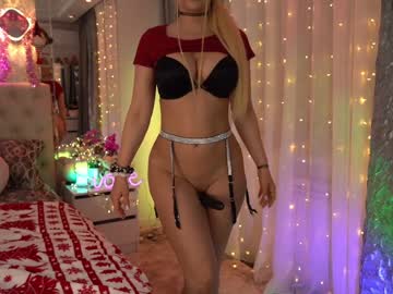latina cam girl sweety_rinushka_ image #2242560