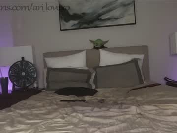 latina cam couple ari_lovexo image #2420405
