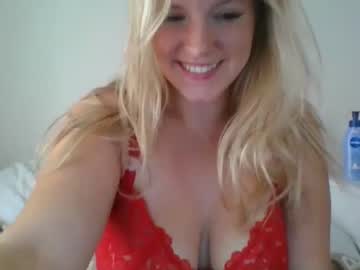 latina cam girl dumb_blonde69 image #3375780