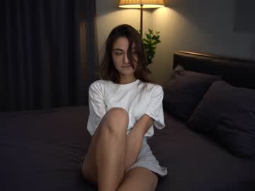 latina cam girl tessarosse_ image #3589317