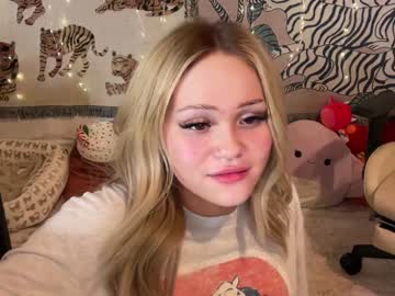 latina cam girl ari_02 image #3853378