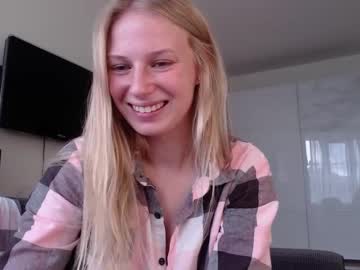 latina cam girl magic_couple13 image #1782148