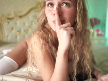 latina cam girl annrainbow image #1938335