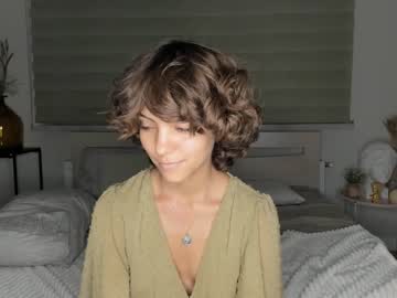 latina cam girl lenaelisabeth image #3678597