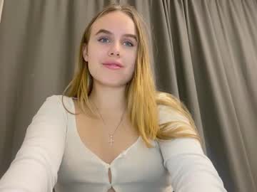 latina cam girl _raabbit_ image #3246573