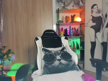 latina cam girl la_monna image #3482272