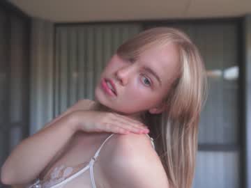 latina cam girl bibi_it_is image #3973057