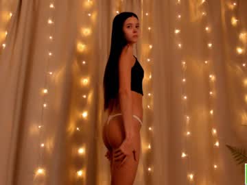 latina cam girl amandamedrano image #2217872
