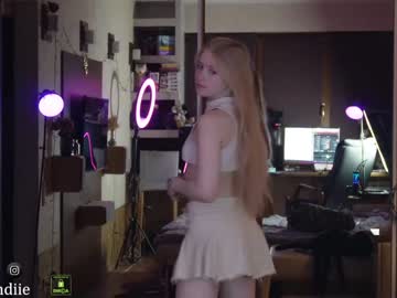 latina cam girl bestblondiiecb image #3845504