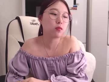latina cam girl adawong13 image #1127775