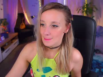 latina cam girl juicyandthepussyblvd image #1928600