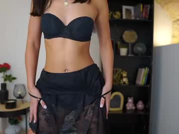 latina cam girl julia_roca image #3897768