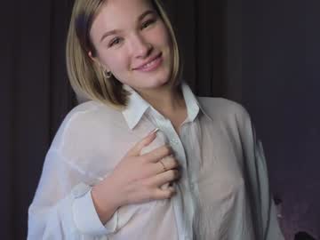 nicole_w00 latina cam