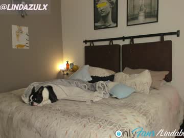 latina cam girl lindabluee image #4257795