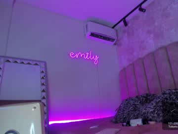 latina cam girl emily_____ image #4390204