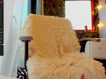 latina cam girl sassyt33n image #2078580