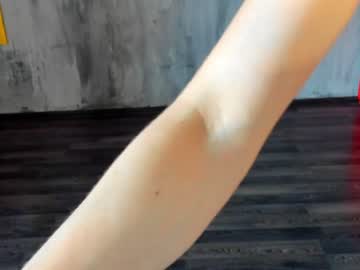 latina cam girl _meganmeow_ image #1499064