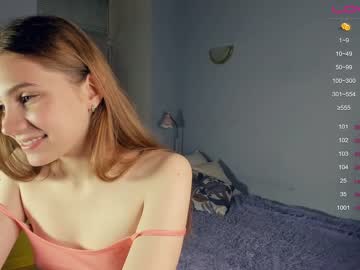 latina cam girl youne_and_beautiful image #3196404