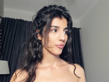 latina cam girl suzannedavise image #3926242
