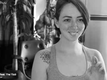 latina cam girl maeveminx image #1004347