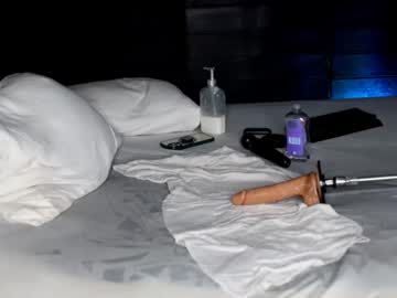 latina cam girl dee_waters image #3645672