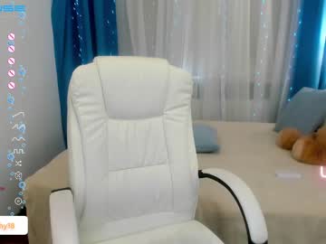 latina cam girl emmika_ image #3249103