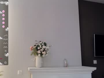 latina cam girl small_blondee image #1715026