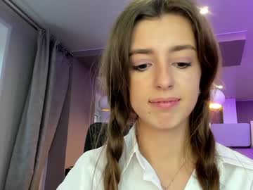 latina cam girl coy_amina_ image #2039572