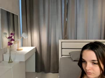 latina cam girl julianabritt image #4728101