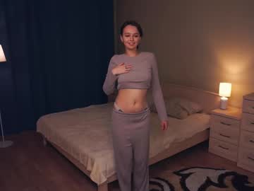 latina cam girl earthaarras image #4665845