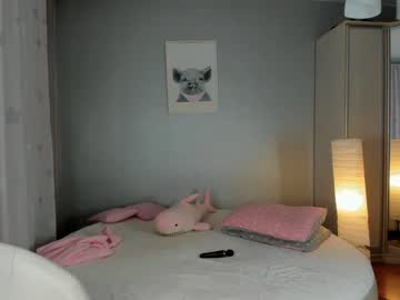 latina cam girl _mito_69 image #3971700