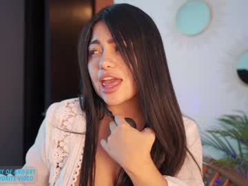 latina cam girl _lasuescun image #1709436
