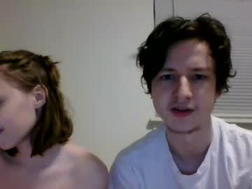 latina cam couple leojamie image #346246