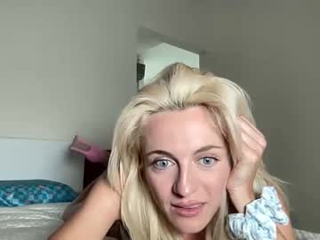 latina cam girl malibubarbiex image #4592323