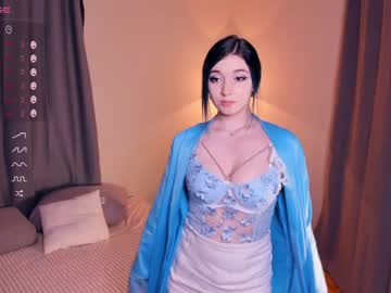 latina cam girl your_desssert image #4222067
