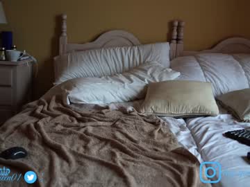 latina cam girl layanaqueen image #2203382