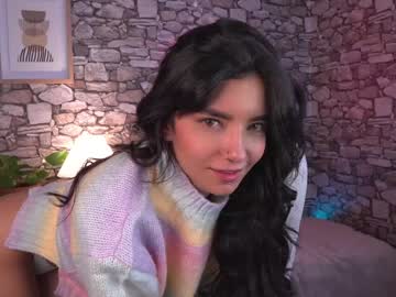latina cam girl pookie_poo image #3826396