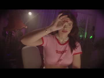latina cam girl lucieoude_ image #2485985