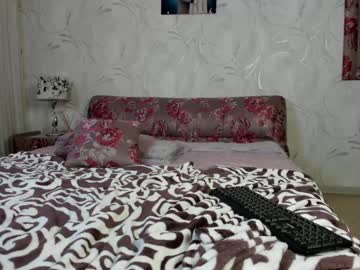 latina cam girl bonny_bigboobs image #10090