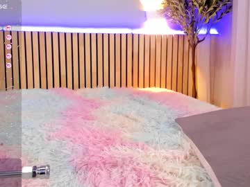 latina cam girl little_effy18 image #4498021