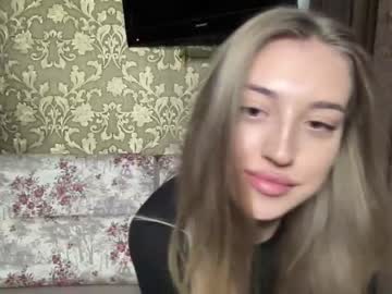 latina cam girl lily_hun image #388893